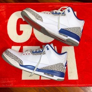 Air Jordan 3s